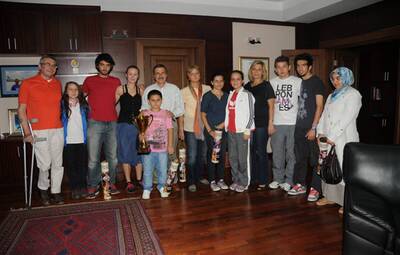 ŞAMPİYONLAR ATAÇ'I ZİYARET ETTİ